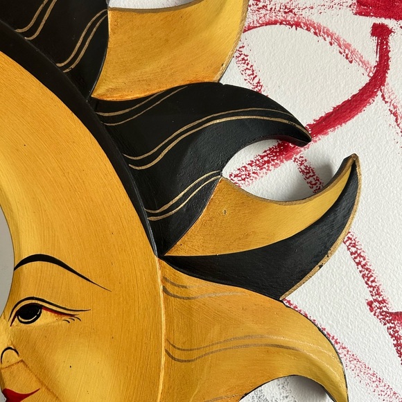 Vintage 90s Celestial Sun and Moon Wall Mirror Decor - Black and Gold 23.5" - Picture 10 of 15